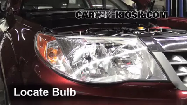 2011 Subaru Forester X 2.5L 4 Cyl. Éclairage Feu clignotant avant (remplacer l'ampoule)